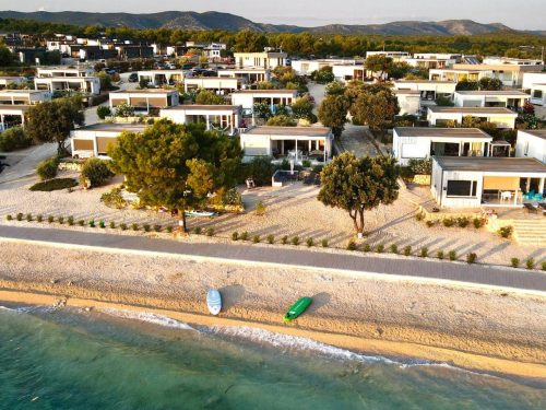 dji_fly_20250714_200548_5_1752516357980_photo